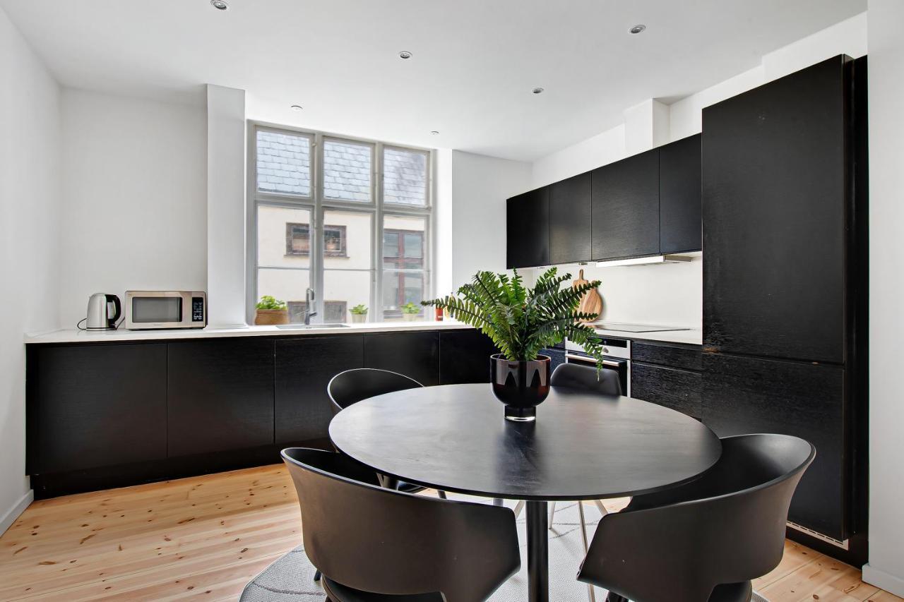 Apartament Sanders Square - Spacious Six-bedroom Near Amalienborg *