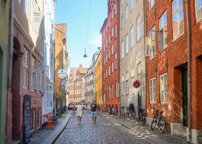 Sanders Square - Spacious Six-Bedroom Apartment Near Amalienborg