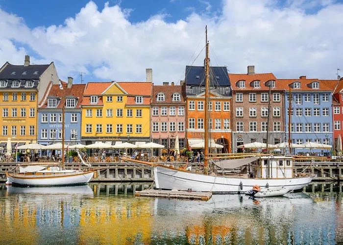 Sanders Square - Spacious Six-Bedroom Apartment Near Amalienborg